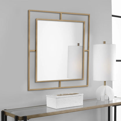 Wall Mirror: Elegant Gold Finish for Any Room